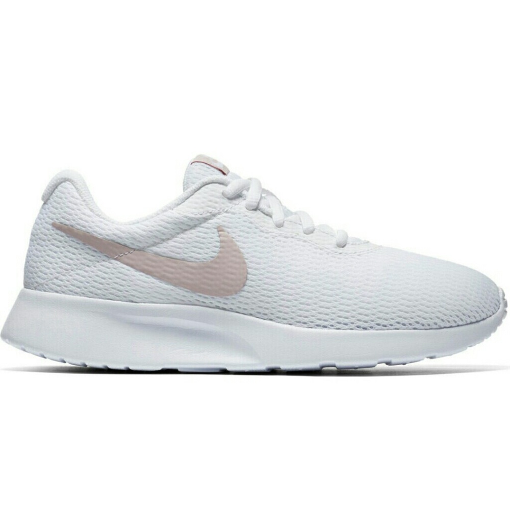 Nike Tanjun Running Shoes
